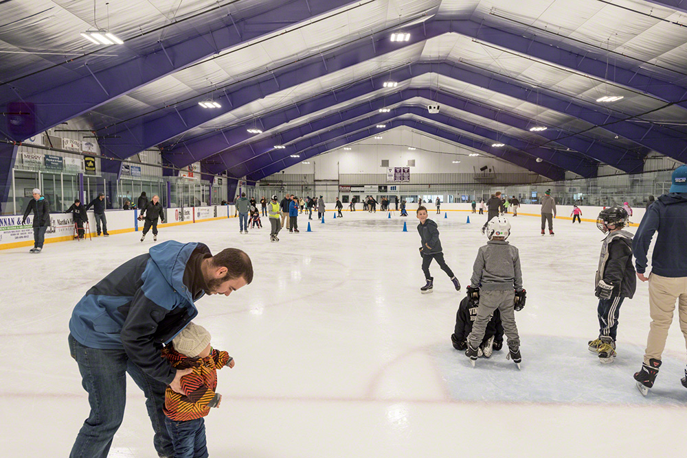 Martha's Vineyard Ice Arena: It Belongs On Your Vineyard Bucket List