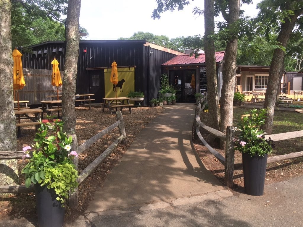 Martha's Vineyard Gourmet Market: Black Sheep Mercantile Opens in Edgartown At The Airport