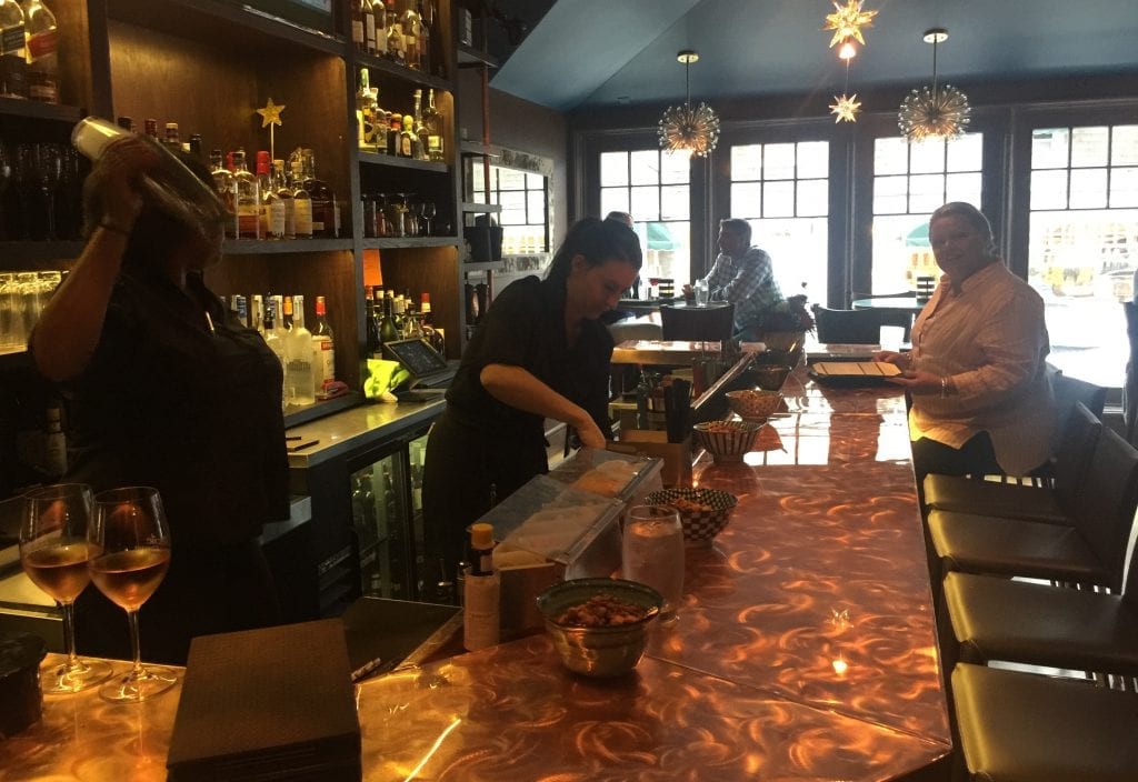 Martha's Vineyard Craft Cocktails Bar l'etoile Restaurant Edgartown Martha's Vineyard 