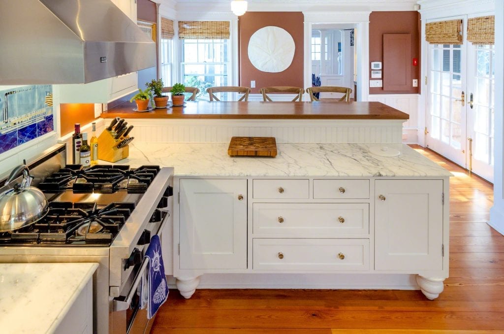 Martha's Vineyard Real Estate 2019 For Sale 71 South Water Street Edgartown MA 02539 details