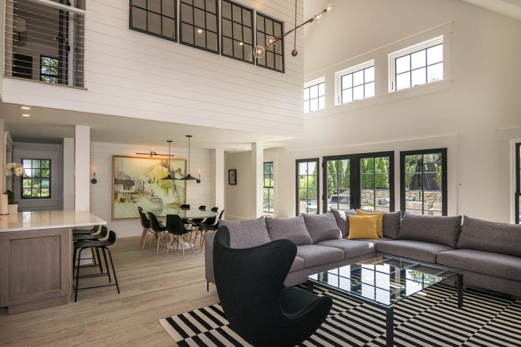 Top Home Design And Remodeling Trends For 2019: Martha's Vineyard Exclusive Rental Property Sleek Modern Colonial With Modern Design And Pool