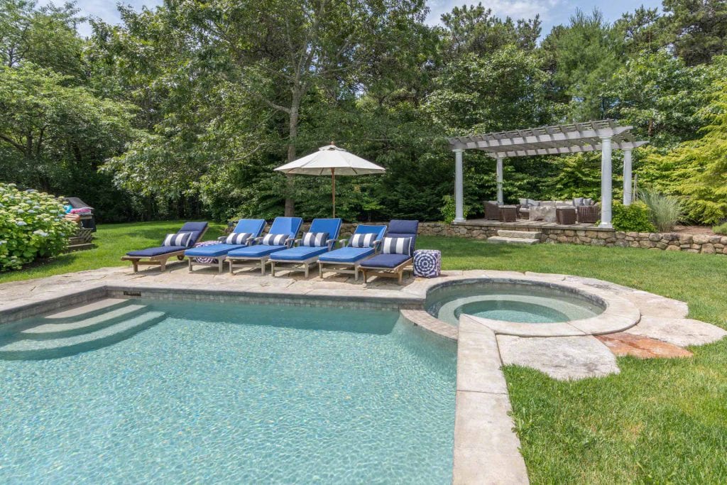 Martha's Vineyard Vacation Rentals With Ferry Tickets - Katama Compound With Pool, Hot Tub And Carriage House Details