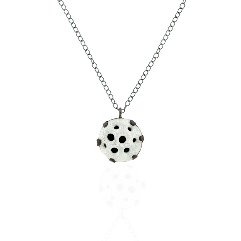 Point B Realty Vacation Rentals + Experiences Store hosts Pop-Up @ 29 Local Artist series With Elysha Joy Metals 
Martha's Vineyard 