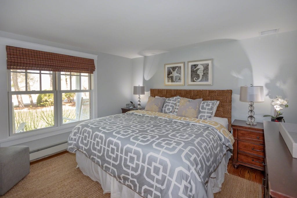 63 Herring Creek Road Edgartown MA 02539 5 bedroom Katama Farmhouse Martha's Vineyard For Sale Point B Realty