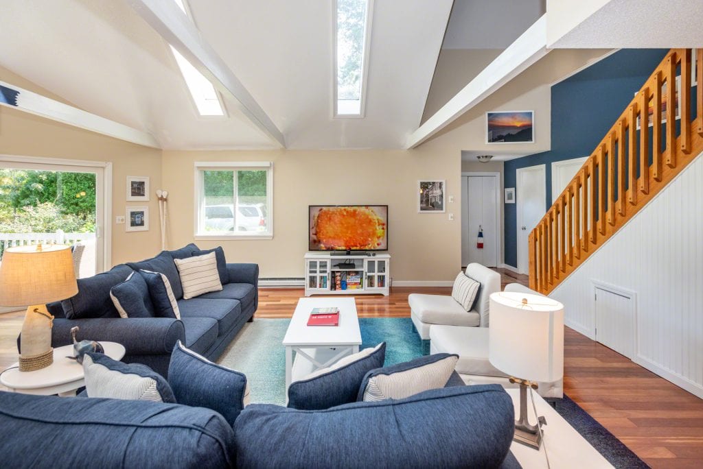 12 Court Street Edgartown MA 02539 Martha's Vineyard Contemporary Home Katama For Sale Point B Realty Exclusive Listing