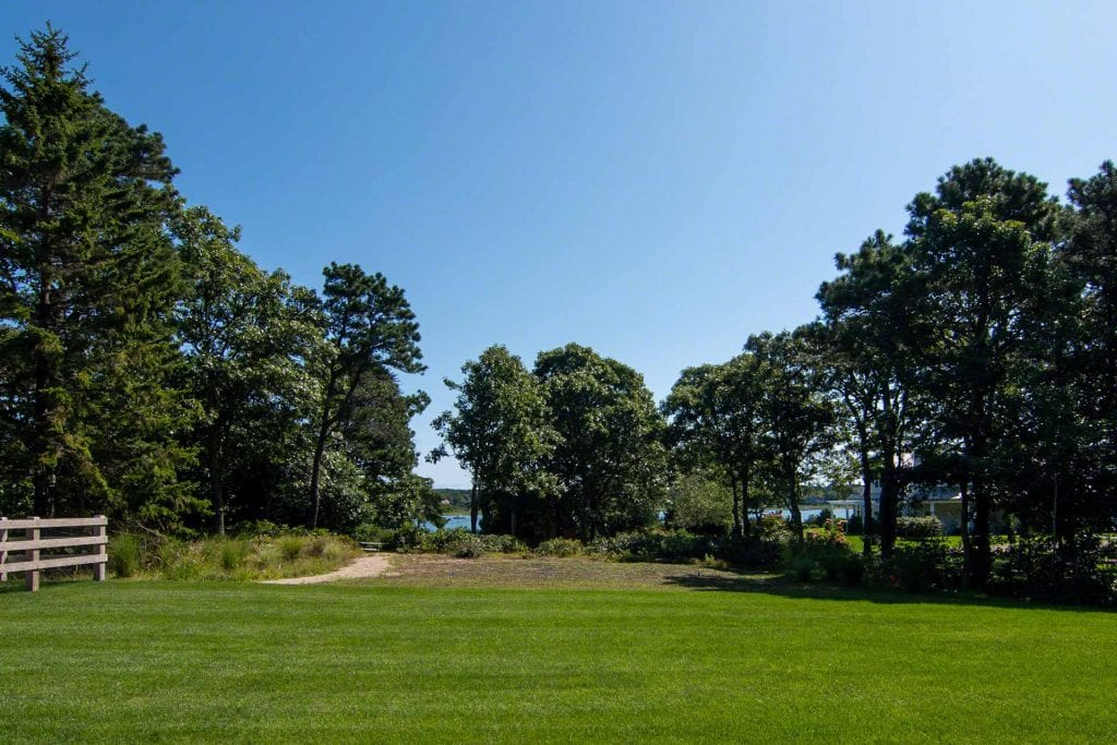 Martha's Vineyard Vacation Rentals Newly Listed Modern Farmhouse Has Path To Private Association Sandy Beach On Katama Bay Point B Realty Featured Rental