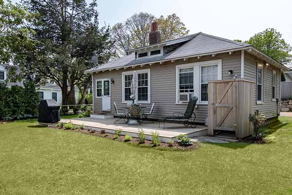 Martha's Vineyard Vacation Rentals Edgartown Village August Rental Summer 2020 - Point B Realty Exclusive Rental Listing