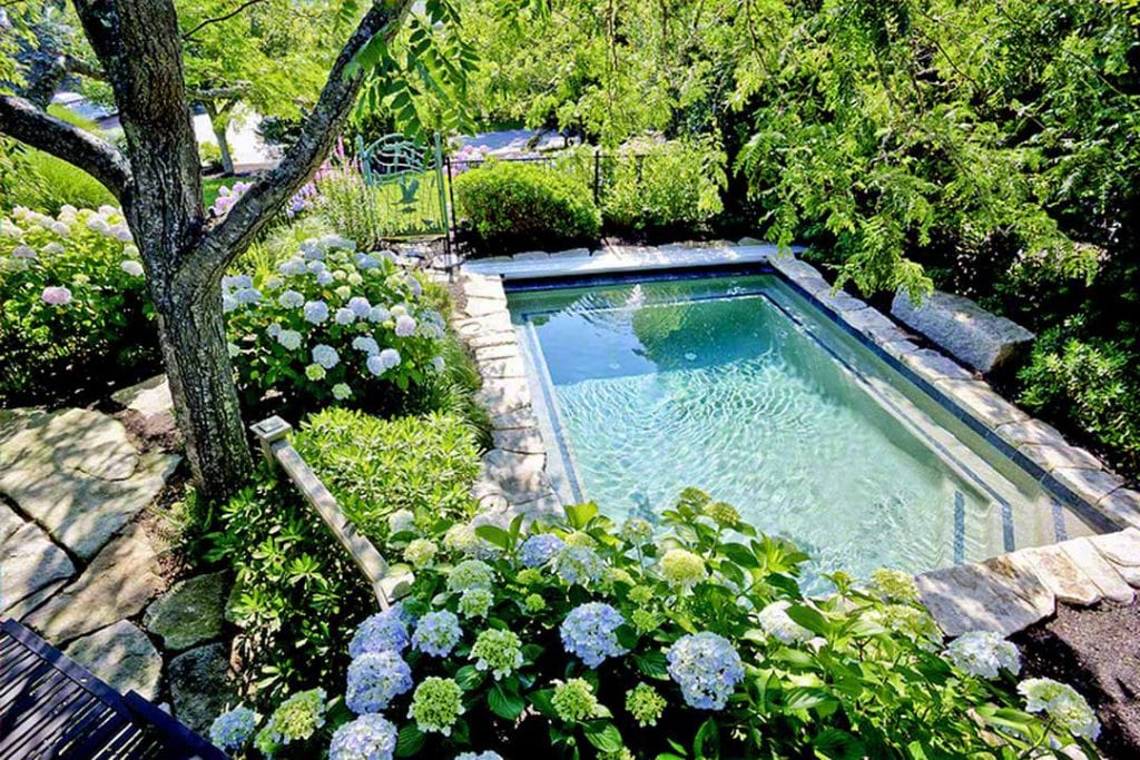 Martha's Vineyard Vacation Rentals For Summer 2020 Luxury Edgartown Home With Pool Guest House And Water Views Point B Realty Exclusive Rental EDG BVEL-13