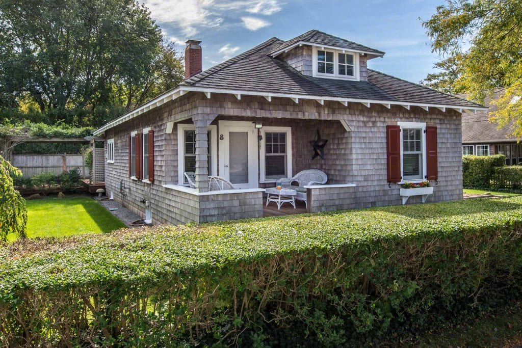 Martha's Vineyard Vacation Rentals Edgartown 4th of July Rental Summer 2020 - Close to Historic Edgartown Village Point B Realty Exclusive Rental Listing