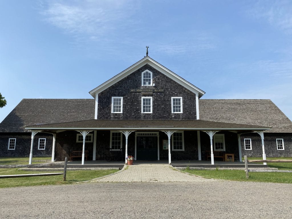 Martha's Vineyard Summer 2020
We Love MV
What to do on Martha's Vineyard 