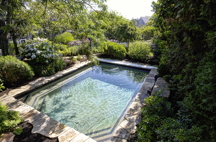 Martha's Vineyard Vacation Rentals Last-Minute Summer Getaways: Coastal Contemporary With Guest Cottage & Pool