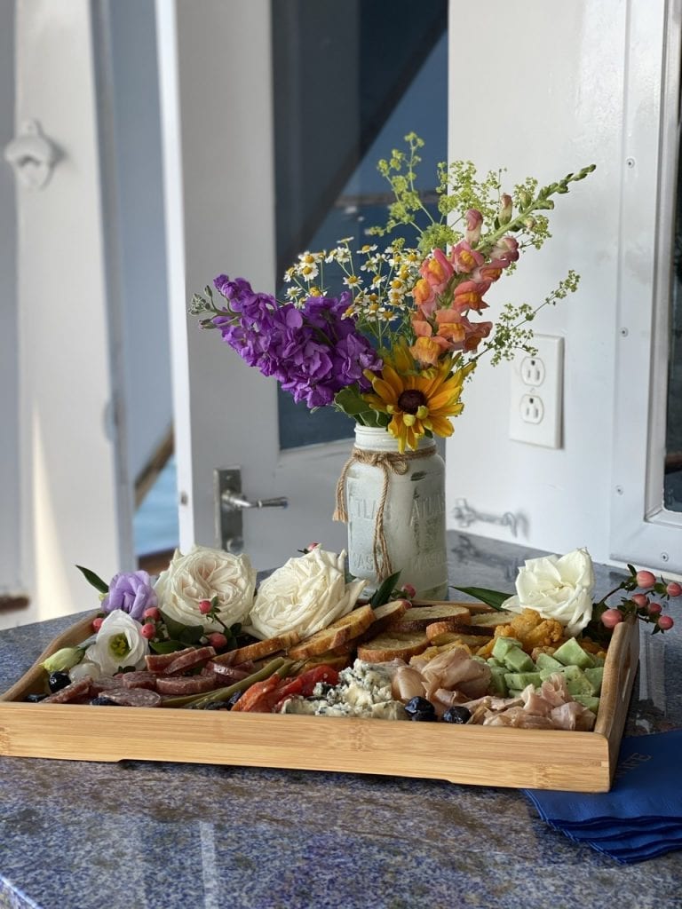 Alewife Charters
Yacht Charter
Martha’s Vineyard
We Love MV