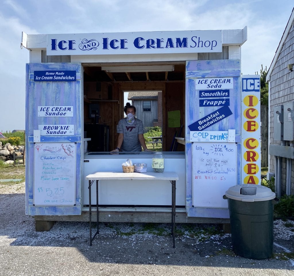 Martha’s Vineyard 
Island Hopping 
Cuttyhunk
Island Girl Excursions 
We Love MV 