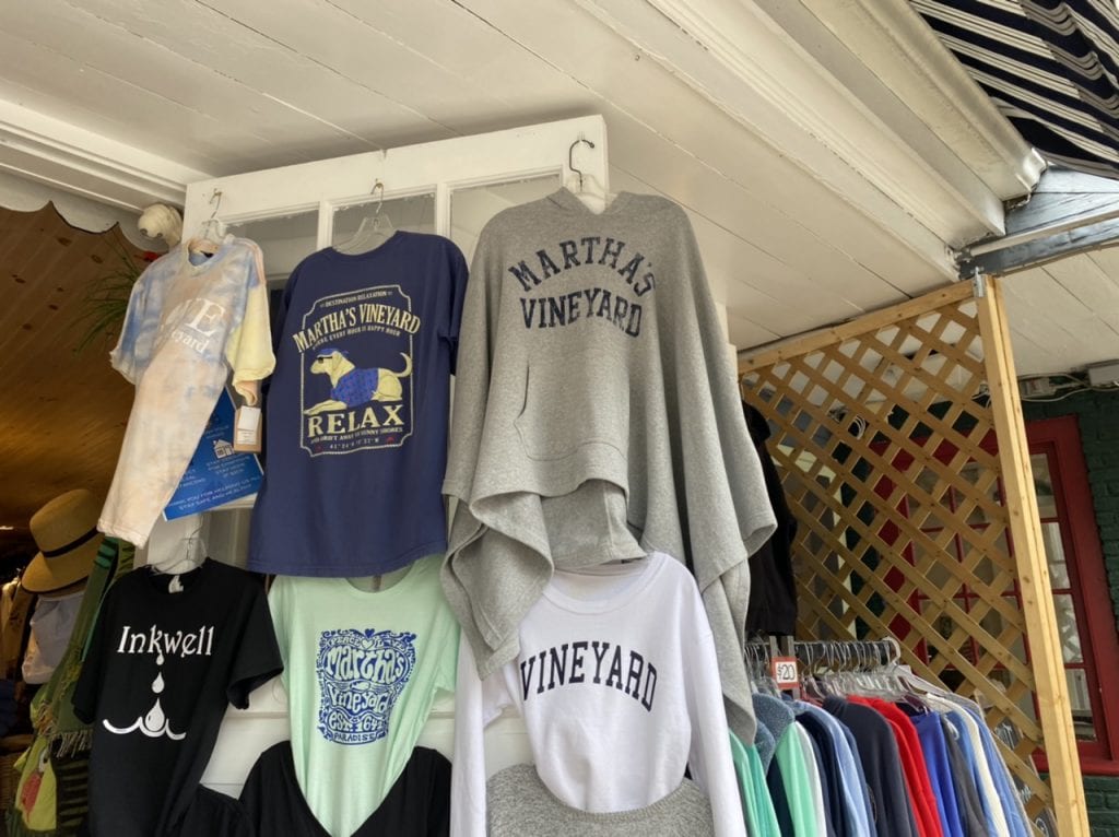 WE LOVE MV: MV Masquerade Outdoor Dining And Shopping - Exploring Outdoor Shops C'est La Vie Shop in Oak Bluffs