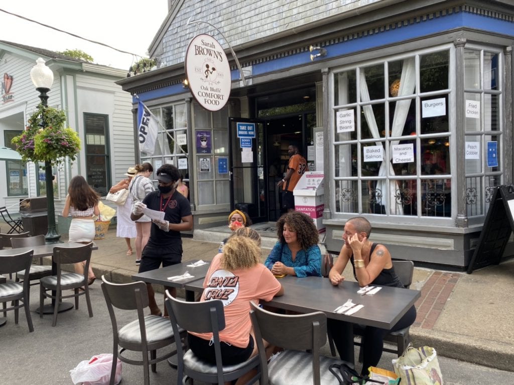 WE LOVE MV: MV Masquerade Outdoor Dining And Shopping - Restaurant Options Sarah Brown's Opens In Oak Bluffs