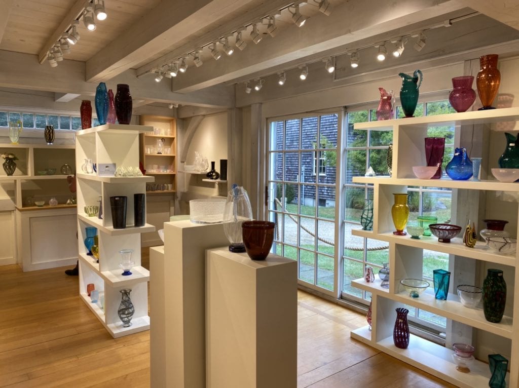 We Love MV
Martha’s Vineyard Glassworks
Martha’s Vineyard
West Tisbury
Local Artists