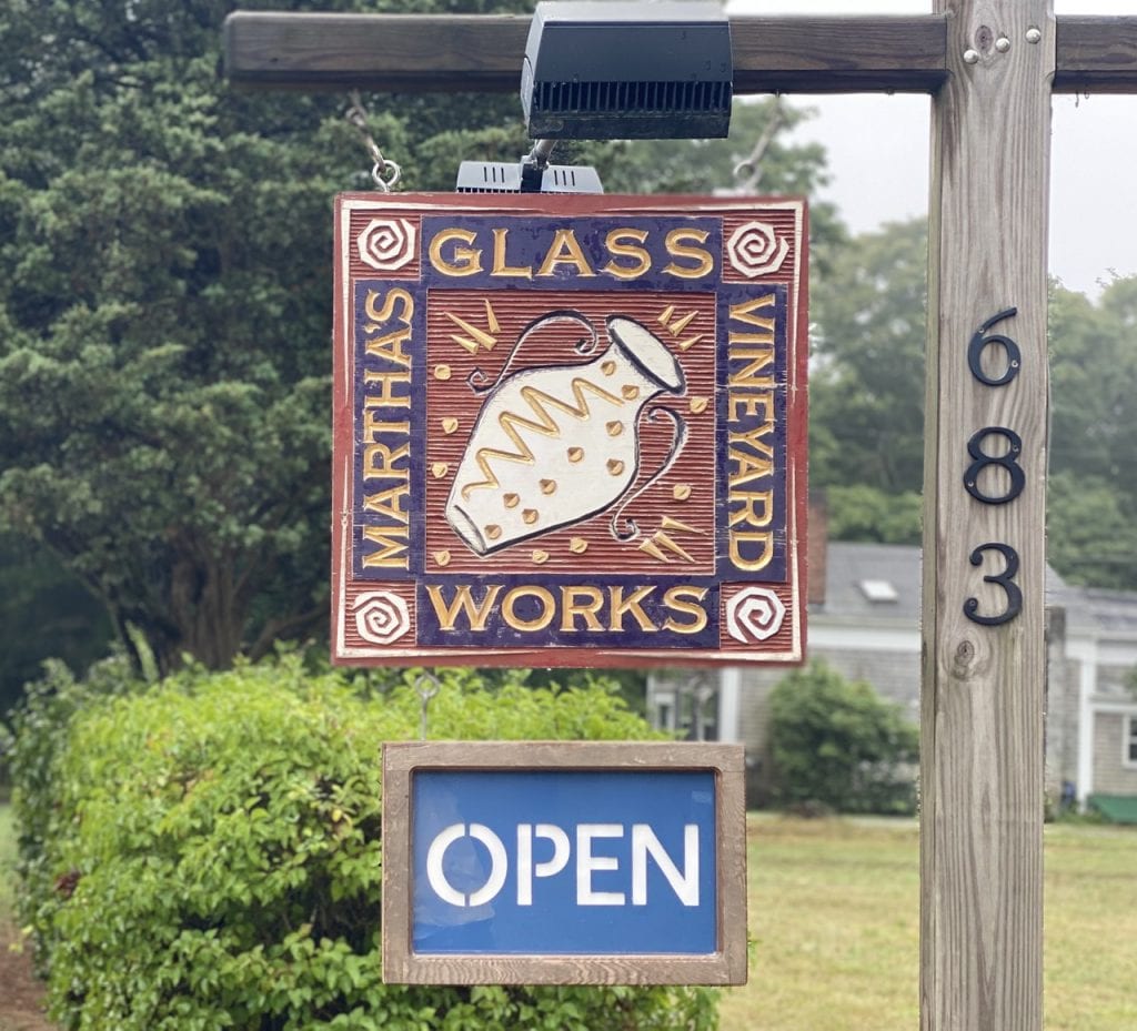 WE LOVE MV: Point B Realty Picks For Best Of The Vineyard - Shopping Best Art Gallery On Martha's Vineyard