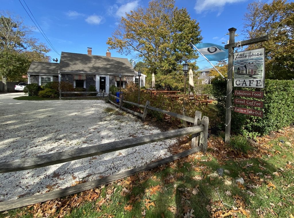 WE LOVE MV: New Dining Changes At Little House Cafe In Vineyard Haven Martha's Vineyard Restaurants