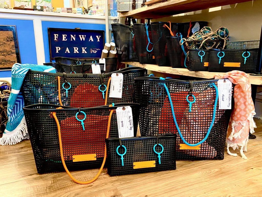 SHOP LOCAL MV This Holiday Season The Oyster Bag | Tangerine