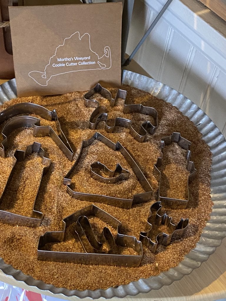 Martha’s Vineyard Made
Martha’s Vineyard Artists 
Shop Local 
We Love MV