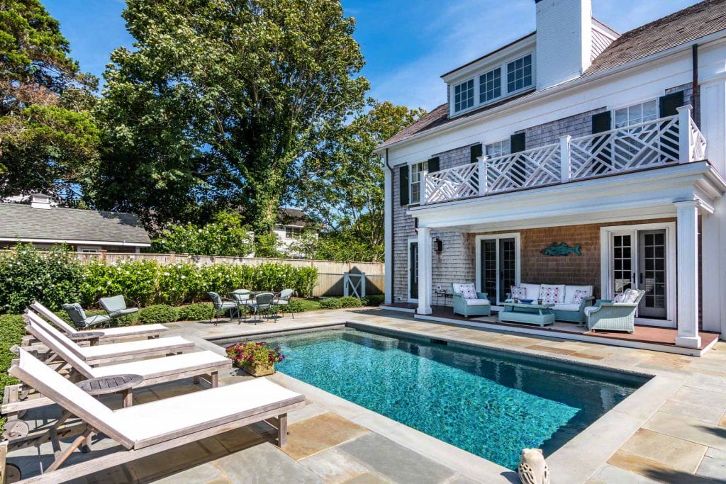 Luxurious Edgartown Village Compound Guest House And Pool 