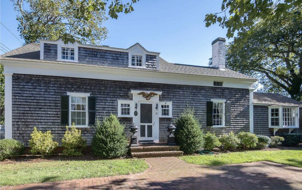 Celebrating Vacation Rental Week On Martha’s Vineyard - June Getaways To The Vineyard Classic Edgartown Village Colonial With Guest House Point B Realty