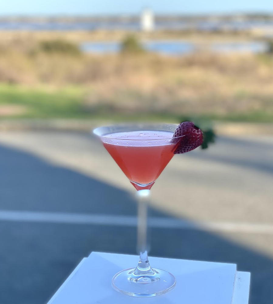 Pink Lady Cocktail At The Harbor View Hotel Mother's Day Brunch Pink and Green Weekend Edgartown
Martha's Vineyard