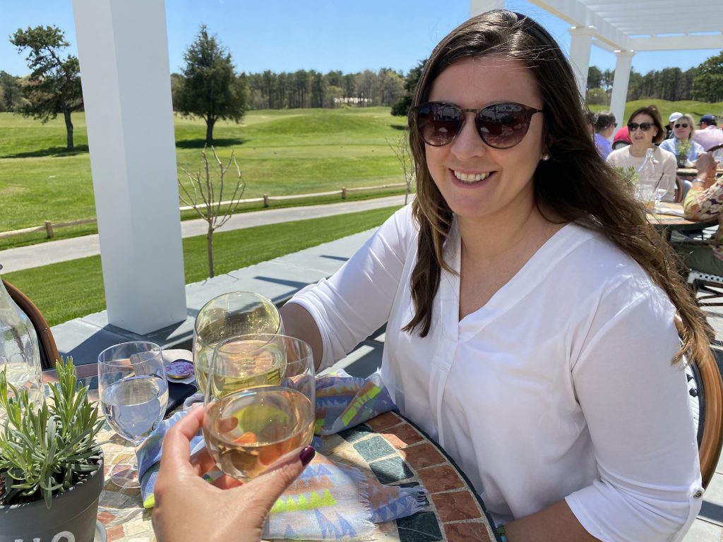 Farm Neck Cafe
Farm Neck Golf 
Oak Bluffs 
Outdoor Dining
Point B Realty