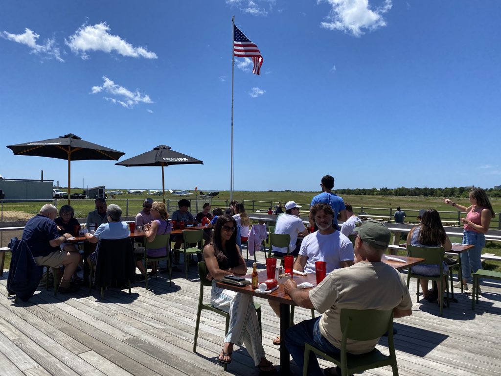 Katama Kitchen At The Right Fork On Martha’s Vineyard Outdoor Dining 
Visit Edgartown
Martha's Vineyard 
New for Summer 2021
Point B Realty