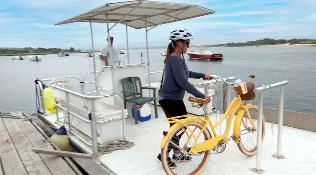 Martha's Vineyard Bucket List For Summer 2022 - Menemsha Bike Ferry
Summer 2022 
Bucket List 
Martha's Vineyard 