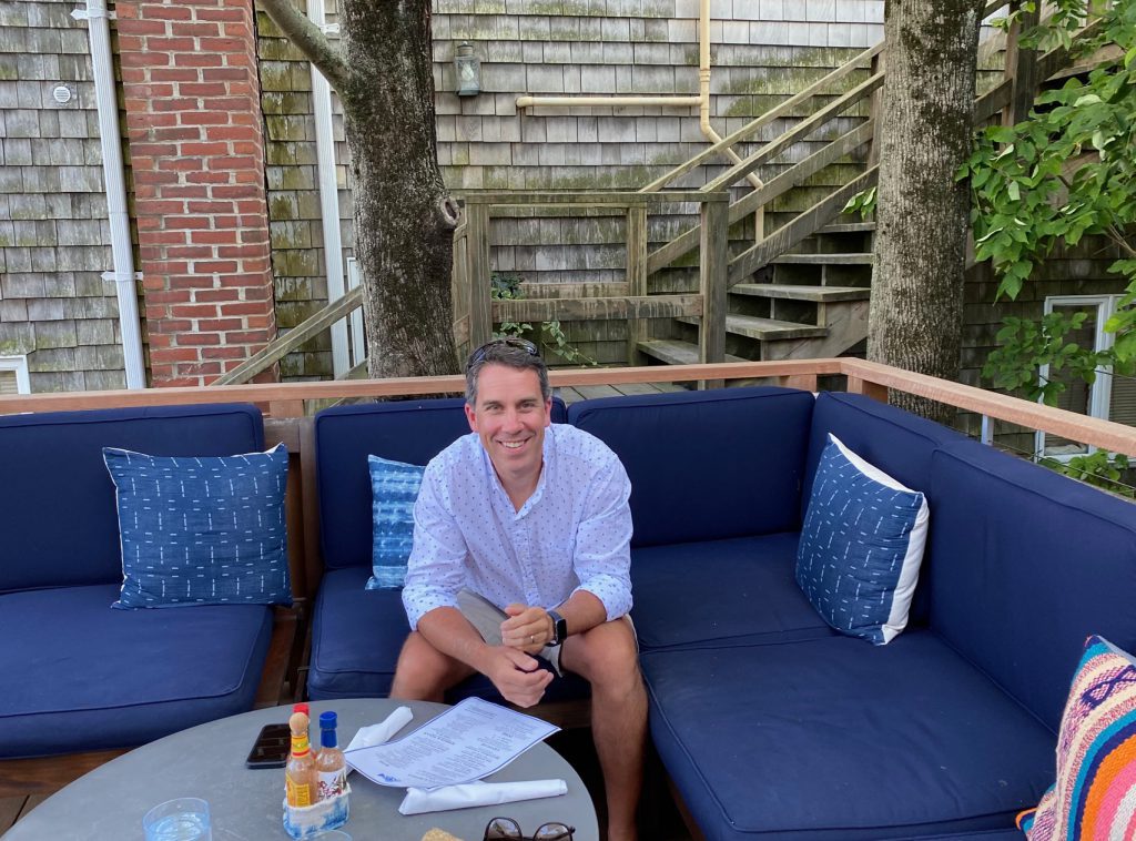 Fish MV Outdoor Dining On Martha's Vineyard In Vineyard Haven Date Night Outside dining Fish MV
Martha's Vineyard 
Vineyard Haven
New restuarant on Martha's Vineyard 