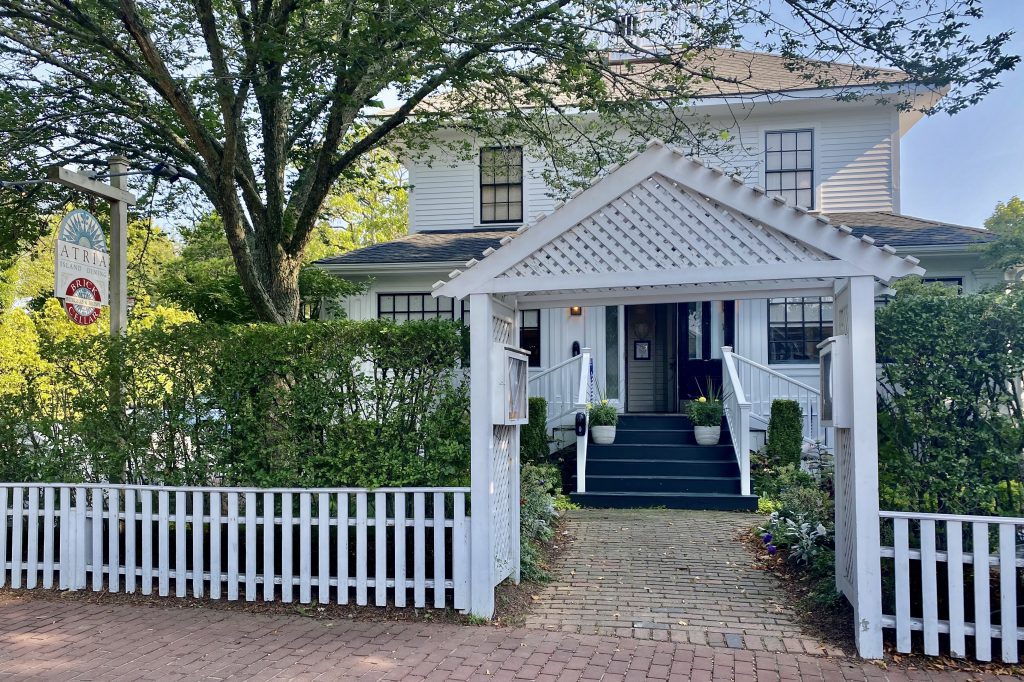 Atria Cafe
Breakfast
Visit Edgartown 
Martha's Vineyard
Atria