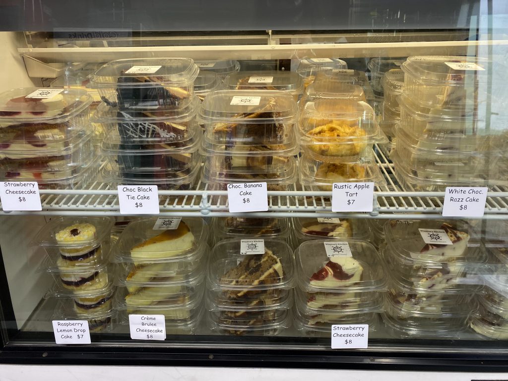 Dessert Case
Sweet Treats
Winstons Kitchen
Oak Bluffs 
Eat Local
Year Round restaurant 
Takeaway 
New for 2021
