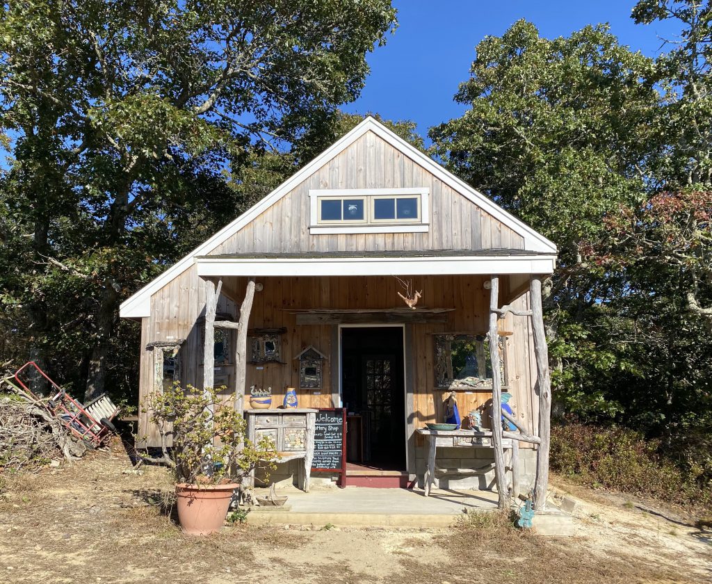 Island Folk Pottery
Island Folk Pottery Sculpture Trail
Chilmark 
Martha's Vineyard
Family Friendly Activities 
Local Artists 
Pottery