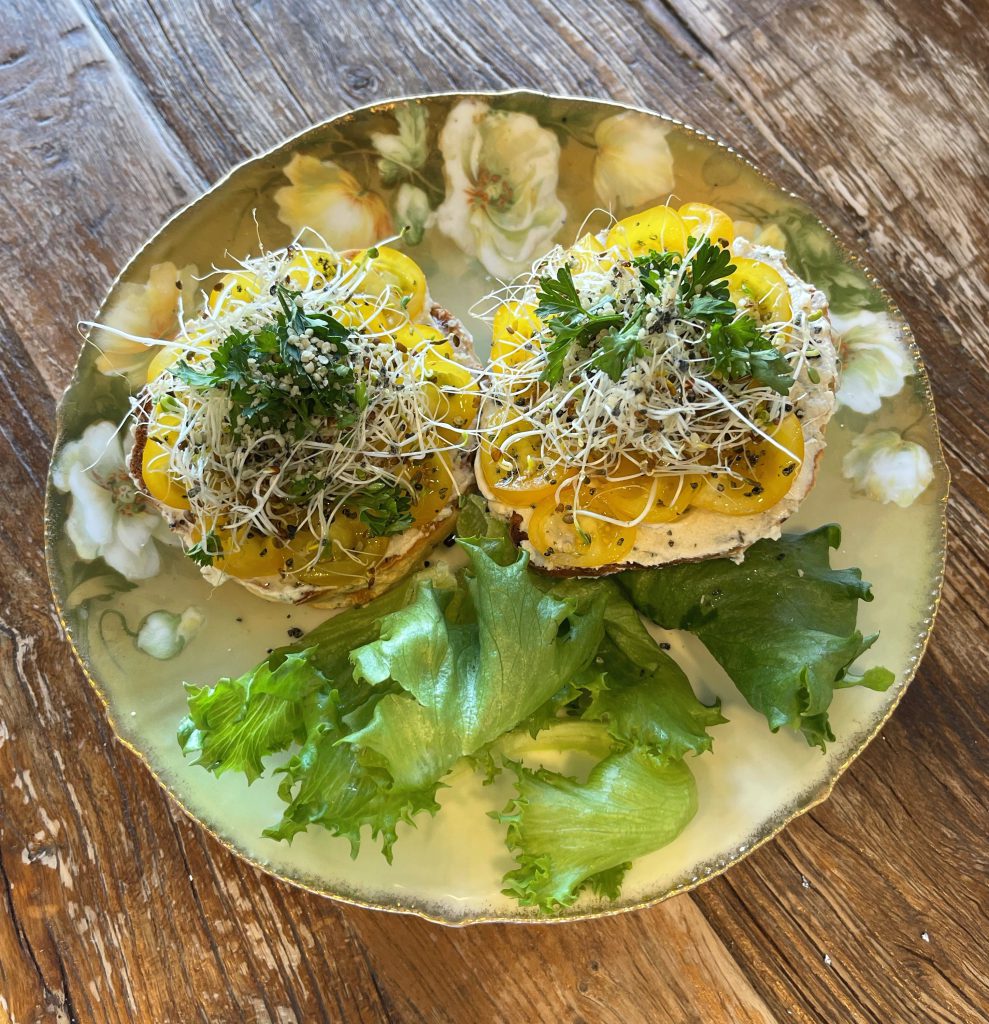 Tansy Tea and coffee
Vegan Cafe 
Vineyard Haven
Martha's Vineyard
Juice By the Sea
Tansy Toast