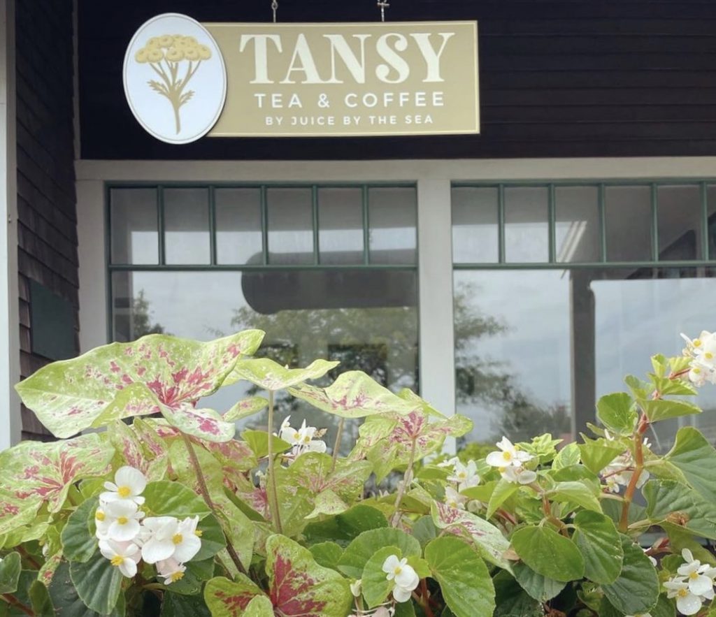 Columbus Day Closings On Martha's Vineyard
Tansy Tea and coffee
Juice By the Sea 
Tisbury Market Place
Martha's Vineyard
Vineyard Haven
New on Martha's Vineyard