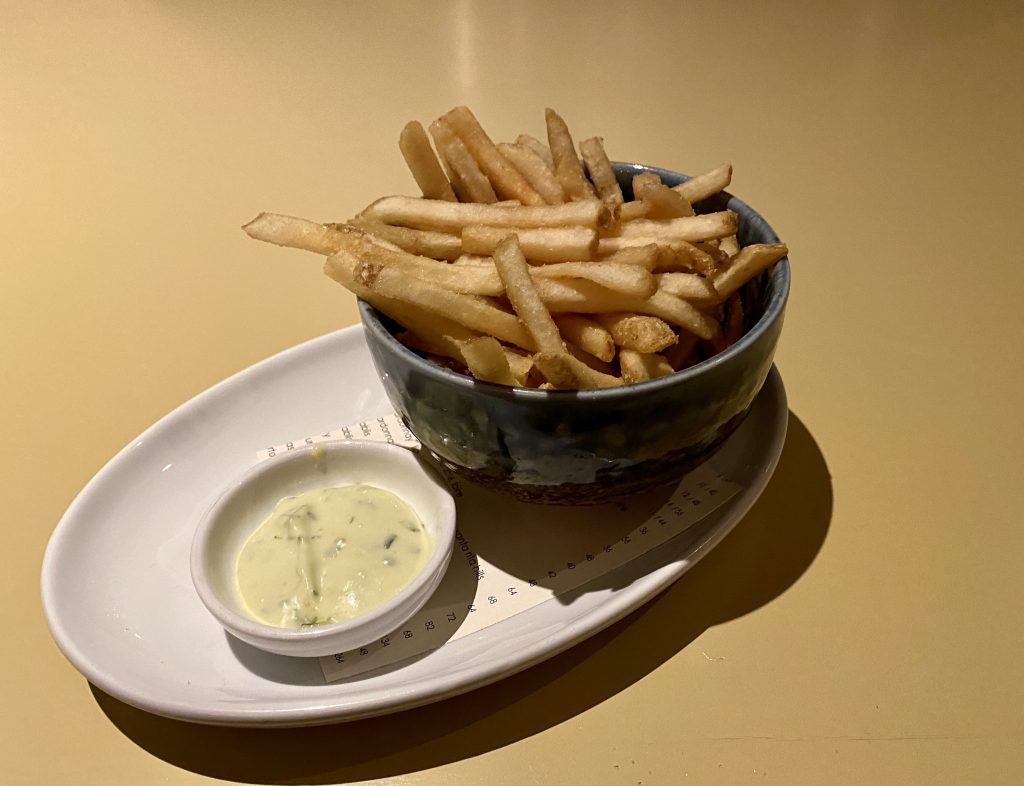 Burger Night At Beach Road Restaurant On Martha's Vineyard Handcut Fries
Burger Night 
Beach Road Restaurant
off season dining
Martha's Vineyard 