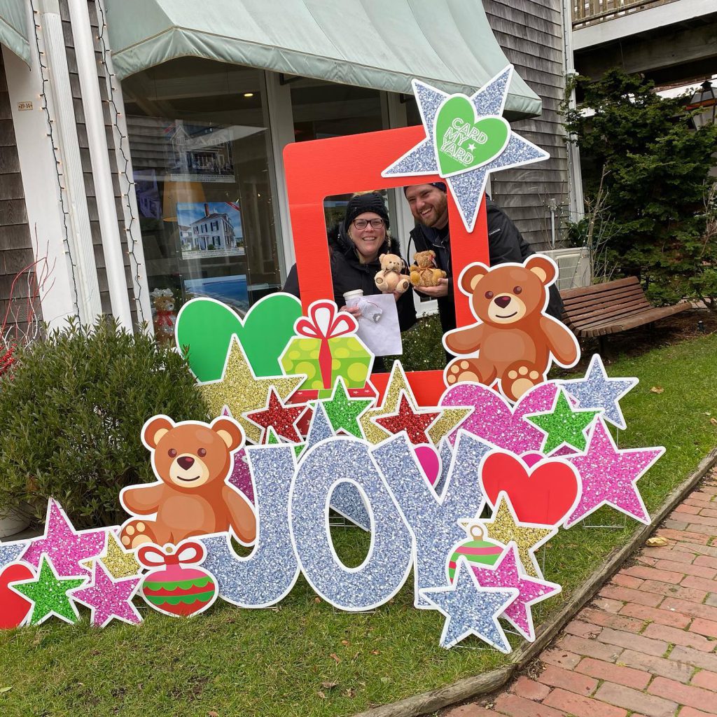 Teddies Around Town
Martha's Vineyard 
Martha's Vineyard Teddy Bear Suite
Visit Edgartown
Christmas iN Edgartown 
Martha's Vineyard Boys & Girls CLub
Card my yard 
