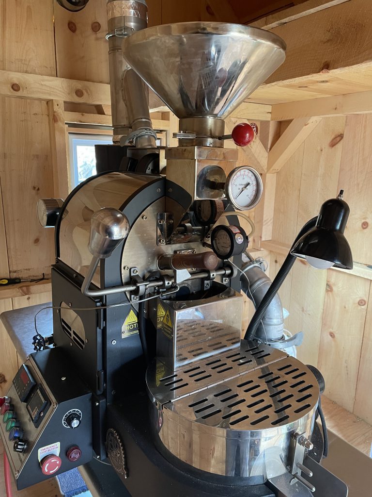 Martha's Vineyard Coffee Company
Small batch
Roasted on Marthas vineyard
Coffee
Specialty Coffee 
Made on Martha's vineyard