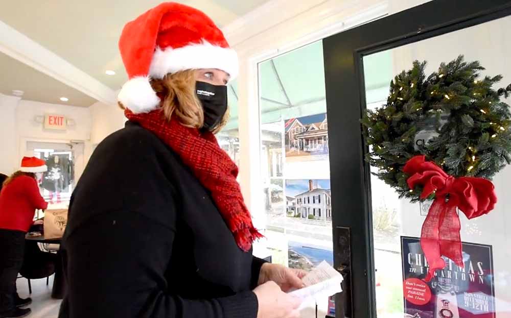 Point B Realty Owner/Principal Broker Wendy Harman At The Teddies Around Town Scavenger Hunt 