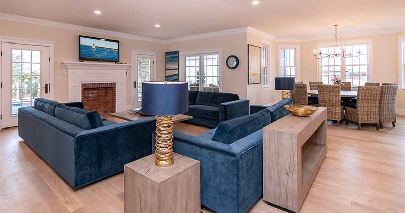 Seller's Checklist: A Helpful Timeline To Prep Your Martha's Vineyard Home For Sale
31 West Tisbury Road
Edgartown 
For Sale 
Martha's Vineyard 
Point B Realty
