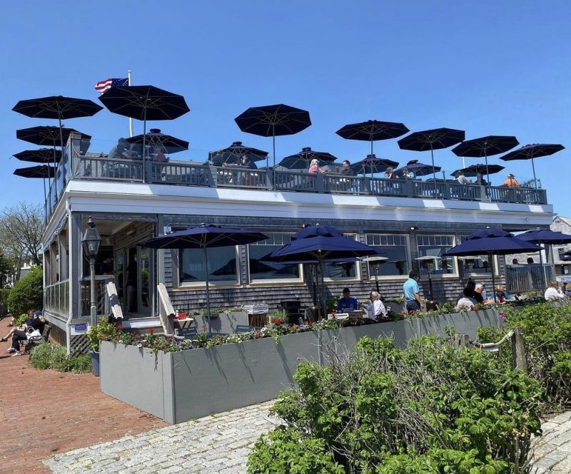 Enjoying Outdoor Dining On Martha's Vineyard Edgartown Restaurants Seafood Shanty
Martha's Vineyard
Outdoor Dining
Visit Edgartown