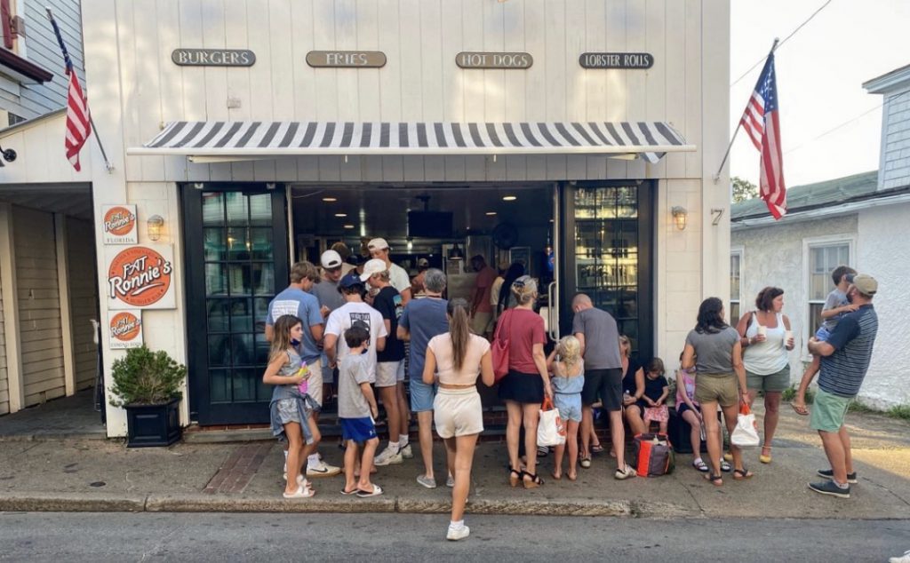 Fat Ronnies Burger Bar
2022 Season
Martha's Vineyard 
Where to eat on Martha's Vineyard 