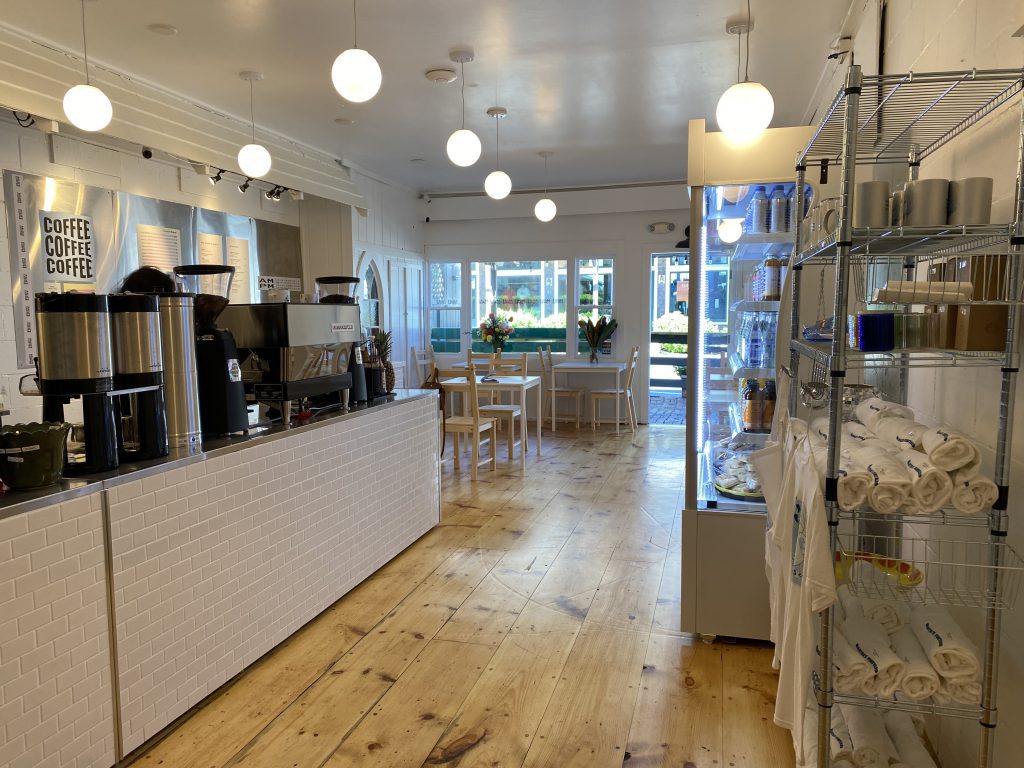 Aalia's Coffee
Oak Bluffs
martha's vineyard
Coffee Shops on Martha's Vineyard 