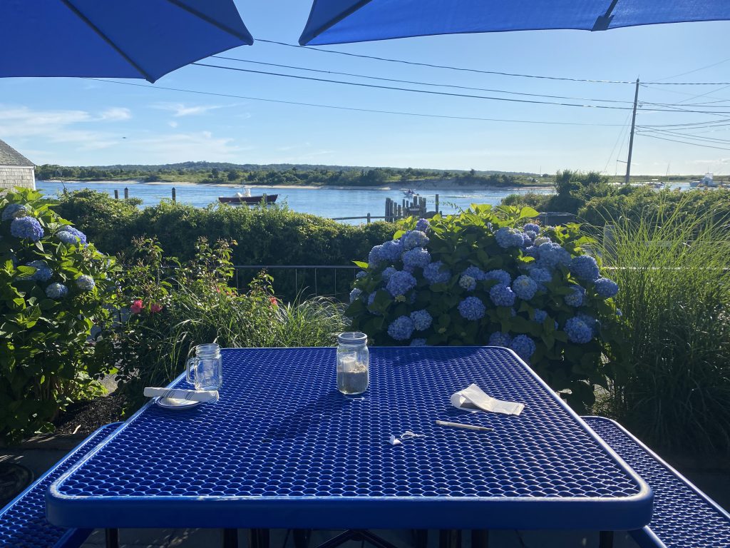 The Homeport Restaurant
Menemsha
Seth Woods
Martha's Vineyard 
Indoor Dining
Outdoor Dining 
Water View

