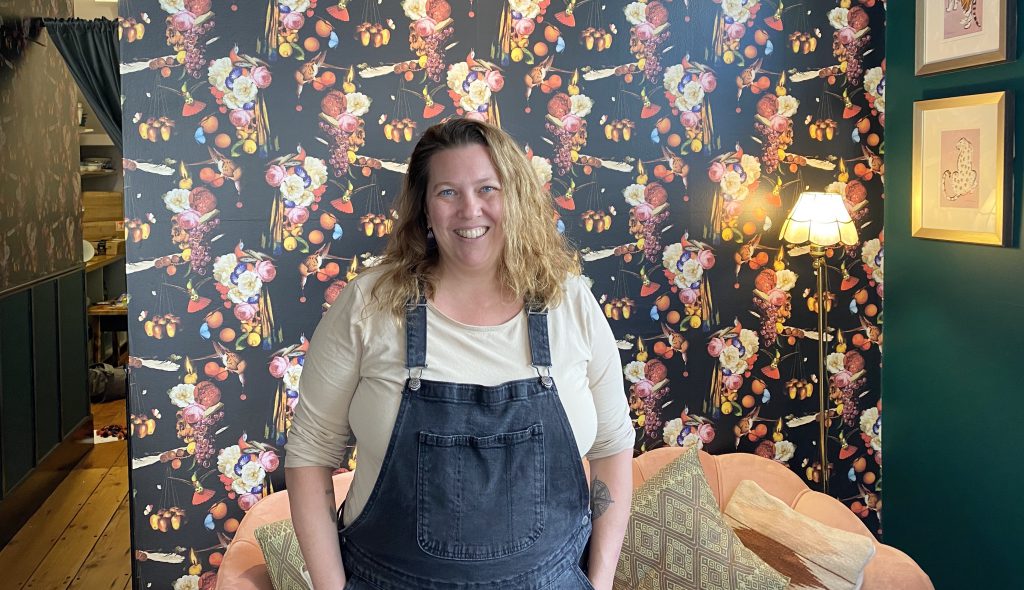S&S Kitchenette By Chef Spring Sheldon On Martha's Vineyard
Chef Spring Sheldon
Vineyard Haven 
New to the vineyard 
Summer 2022
