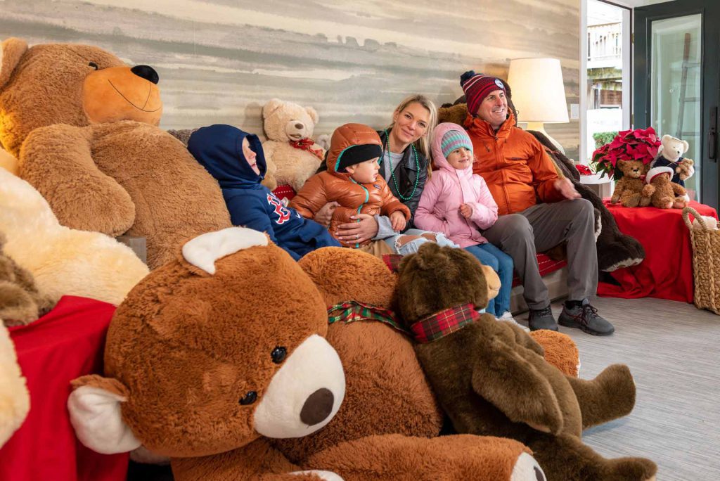 MV Teddy Bear Suite Photo Studio Was A Big Hit