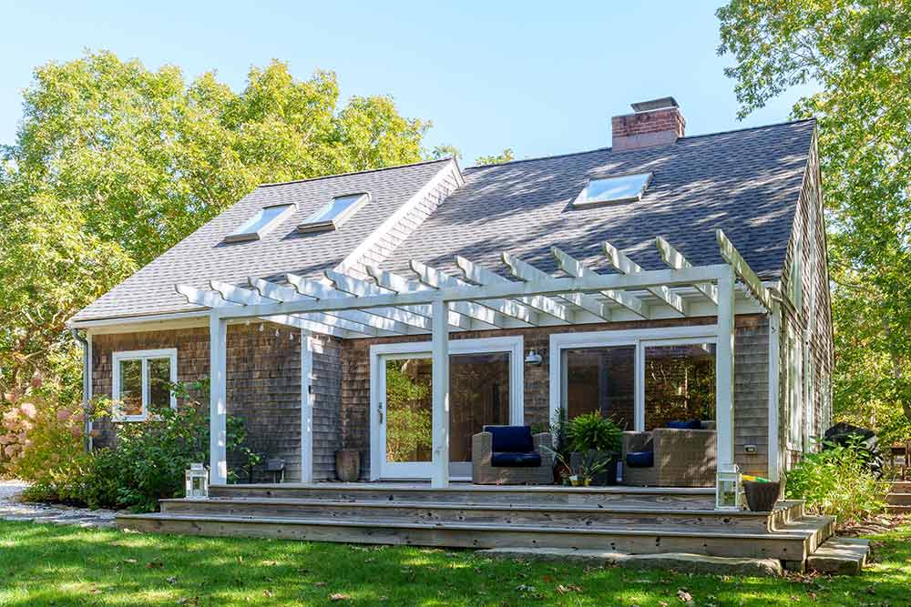 Don't Wait Until Spring To Sell Your Home On Martha's Vineyard - Four Reasons To Consider Point B Compass Featured Sales Listings